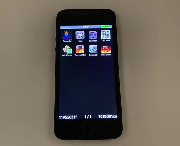 Hình Ảnh Iphone 5s Màu Đen: Khám Phá Mẫu Nguyên Mẫu Hiếm, Cách Phân Biệt Và Giá Trị Sưu Tập Cho Người Yêu Công Nghệ Hình Ảnh Iphone 5s Màu Đen: Khám Phá Mẫu Nguyên Mẫu Hiếm, Cách Phân Biệt Và Giá Trị Sưu Tập Cho Người Yêu Công Nghệ