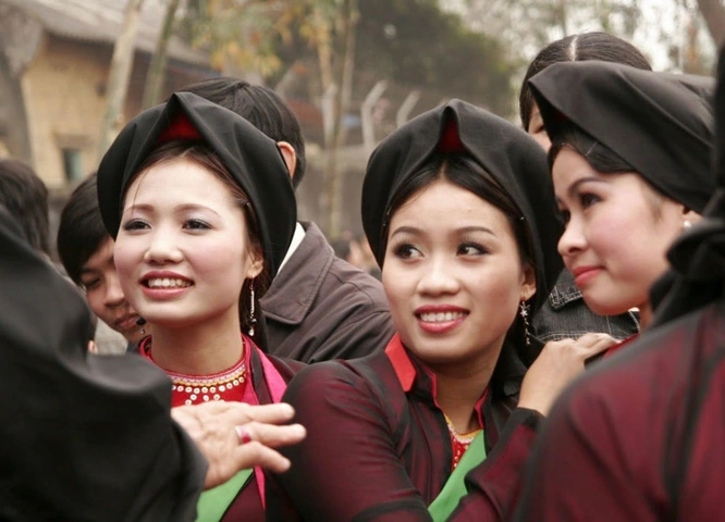 100+ Hình Ảnh Khăn Mỏ Quạ 2026 Đẹp Nhất, Đầy Màu Sắc & Phong Cách, Tải Miễn Phí Ngay 100+ Hình Ảnh Khăn Mỏ Quạ 2026 Đẹp Nhất, Đầy Màu Sắc & Phong Cách, Tải Miễn Phí Ngay