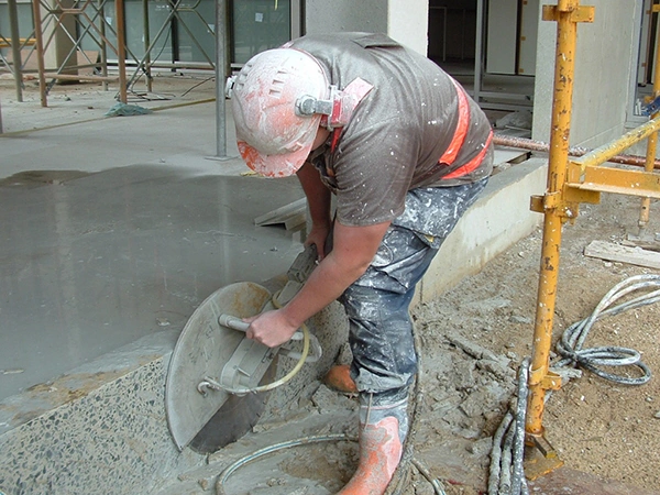 Hình Ảnh Khoan Cắt Bê Tông: Hướng Dẫn Thực Tế, Các Phương Pháp & Lựa Chọn Dịch Vụ Cho Nhà Thầu & Chủ Đầu Tư Hình Ảnh Khoan Cắt Bê Tông: Hướng Dẫn Thực Tế, Các Phương Pháp & Lựa Chọn Dịch Vụ Cho Nhà Thầu & Chủ Đầu Tư