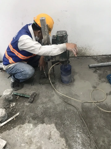 Hình Ảnh Khoan Cắt Bê Tông: Hướng Dẫn Thực Tế, Các Phương Pháp & Lựa Chọn Dịch Vụ Cho Nhà Thầu & Chủ Đầu Tư Hình Ảnh Khoan Cắt Bê Tông: Hướng Dẫn Thực Tế, Các Phương Pháp & Lựa Chọn Dịch Vụ Cho Nhà Thầu & Chủ Đầu Tư