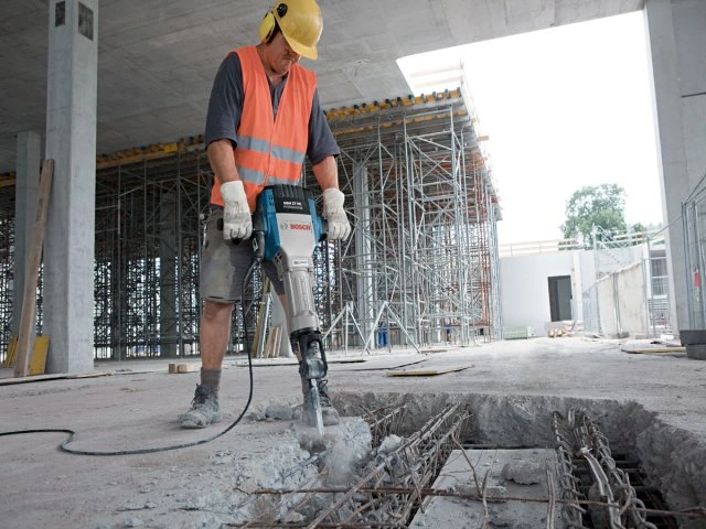 Hình Ảnh Khoan Cắt Bê Tông: Hướng Dẫn Thực Tế, Các Phương Pháp & Lựa Chọn Dịch Vụ Cho Nhà Thầu & Chủ Đầu Tư Hình Ảnh Khoan Cắt Bê Tông: Hướng Dẫn Thực Tế, Các Phương Pháp & Lựa Chọn Dịch Vụ Cho Nhà Thầu & Chủ Đầu Tư