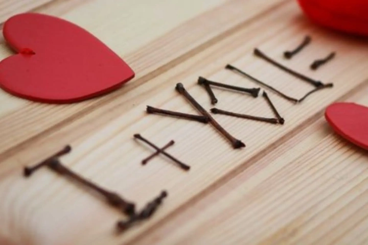 Tạo Bộ Sưu Tập Hình Ảnh Kỷ Niệm Tình Yêu: Hướng Dẫn Chi Tiết Cho Các Cặp Đôi