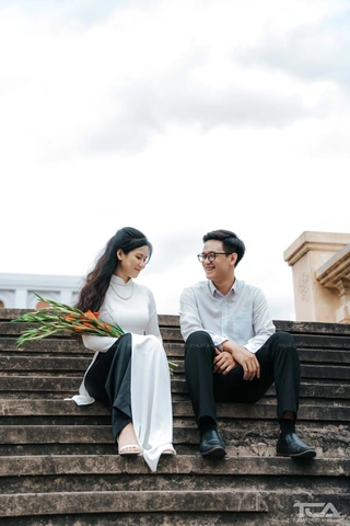 Tạo Bộ Sưu Tập Hình Ảnh Kỷ Niệm Tình Yêu: Hướng Dẫn Chi Tiết Cho Các Cặp Đôi