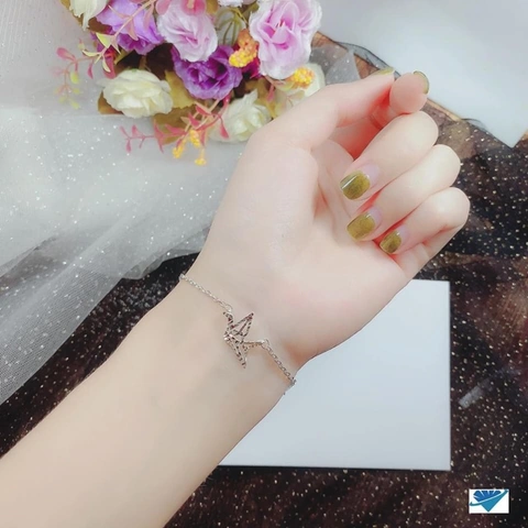 Hình Ảnh Lắc Tay Vàng Đẹp Nhất 2026: Bộ Sưu Tập, Giá & Cách Chọn Cho Nữ Giới Hình Ảnh Lắc Tay Vàng Đẹp Nhất 2026: Bộ Sưu Tập, Giá & Cách Chọn Cho Nữ Giới
