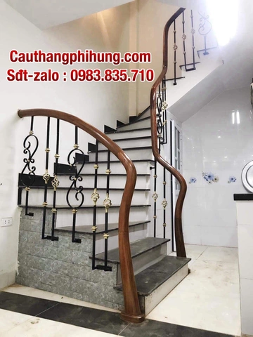 Hình Ảnh Lan Can Cầu Thang Sắt: 100+ Mẫu Đẹp, Giá Thành, Và Cách Lựa Chọn Cho Ngôi Nhà Hiện Đại Hình Ảnh Lan Can Cầu Thang Sắt: 100+ Mẫu Đẹp, Giá Thành, Và Cách Lựa Chọn Cho Ngôi Nhà Hiện Đại