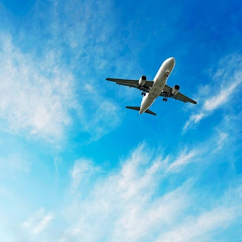 Tải Về Và Sử Dụng Hình Ảnh Máy Bay Trên Bầu Trời – Hướng Dẫn Chi Tiết Dành Cho Nhà Thiết Kế & Người Yêu Thích Đồ Hoạ Tải Về Và Sử Dụng Hình Ảnh Máy Bay Trên Bầu Trời – Hướng Dẫn Chi Tiết Dành Cho Nhà Thiết Kế & Người Yêu Thích Đồ Hoạ