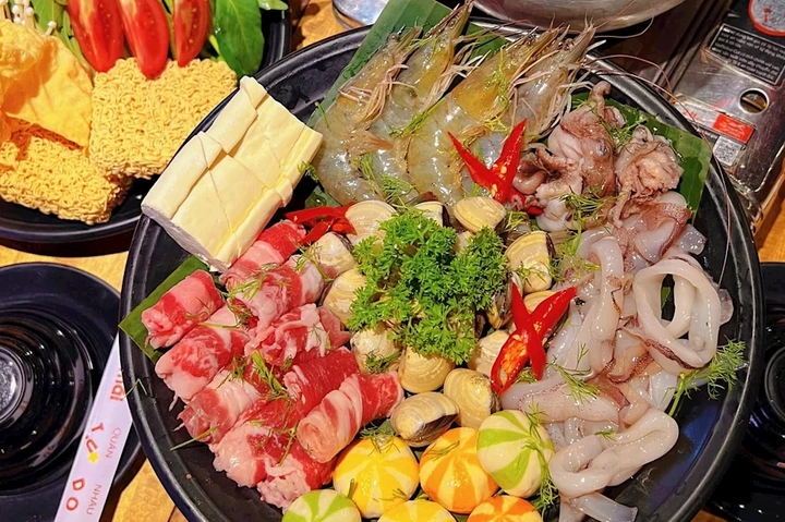 Tải Miễn Phí 200+ Ảnh Lẩu Hải Sản Cao Độ – Dành Cho Blogger Ẩm Thực & Nhà Hàng