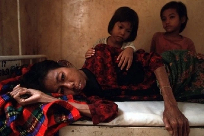 Hình Ảnh Người Bị Nhiễm Hiv/aids: Nhận Dạng, Triệu Chứng & Phân Biệt Đúng Đối Tượng