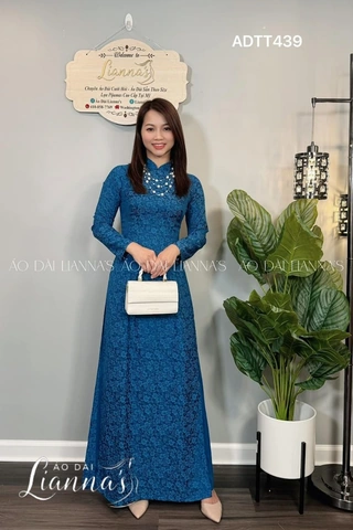 Hình Ảnh Người Mập Mặc Áo Dài: Cách Chọn & Mẹo Tôn Dáng Đẹp Nhất Cho Phái Đẹp Cực Kỳ