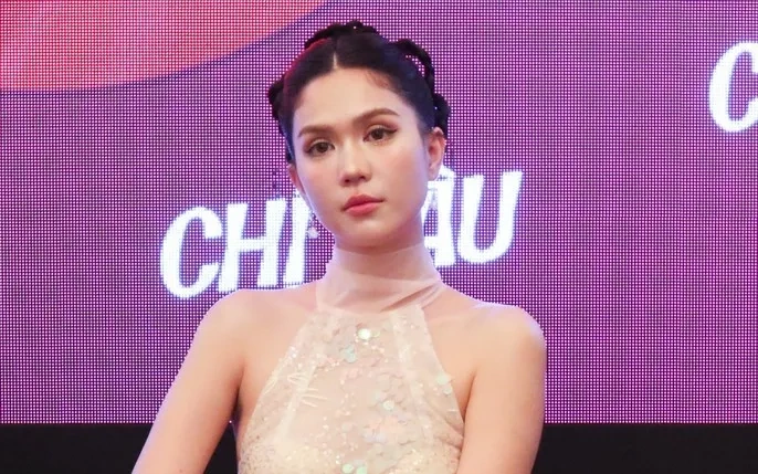 Hình Ảnh Người Mẫu Ngọc Trinh: Bộ Sưu Tập Đầy Đủ, Lịch Sử Phát Triển & Những Bí Ẩn Thú Vị Dành Cho Fan Hâm Mộ Hình Ảnh Người Mẫu Ngọc Trinh: Bộ Sưu Tập Đầy Đủ, Lịch Sử Phát Triển & Những Bí Ẩn Thú Vị Dành Cho Fan Hâm Mộ