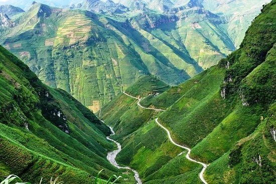 100+ Hình Ảnh Núi Việt Nam Đẹp Nhất 2026 – Bộ Sưu Tập Đầy Đặn Cho Mọi Nhu Cầu Sử Dụng