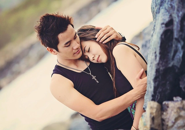 Ảnh Ôm Nhau Tình Cảm: Bộ Sưu Tập Đẹp Nhất, Cách Tải Miễn Phí & Ý Nghĩa Cảm Xúc Dành Cho Các Cặp Đôi Ảnh Ôm Nhau Tình Cảm: Bộ Sưu Tập Đẹp Nhất, Cách Tải Miễn Phí & Ý Nghĩa Cảm Xúc Dành Cho Các Cặp Đôi