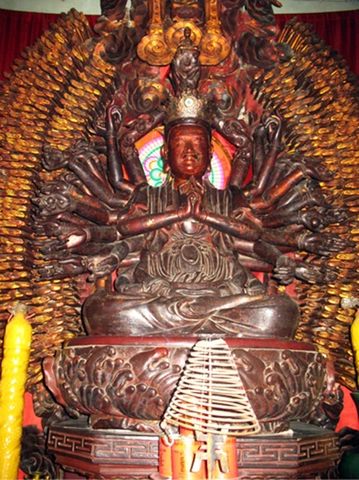 Hình Ảnh Phật Nghìn Mắt Nghìn Tay: Ý Nghĩa, Đặc Điểm & Cách Tìm Ảnh Đẹp Cho Người Yêu Thư Giãn Tâm Linh Hình Ảnh Phật Nghìn Mắt Nghìn Tay: Ý Nghĩa, Đặc Điểm & Cách Tìm Ảnh Đẹp Cho Người Yêu Thư Giãn Tâm Linh