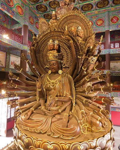 Hình Ảnh Phật Nghìn Mắt Nghìn Tay: Ý Nghĩa, Đặc Điểm & Cách Tìm Ảnh Đẹp Cho Người Yêu Thư Giãn Tâm Linh Hình Ảnh Phật Nghìn Mắt Nghìn Tay: Ý Nghĩa, Đặc Điểm & Cách Tìm Ảnh Đẹp Cho Người Yêu Thư Giãn Tâm Linh