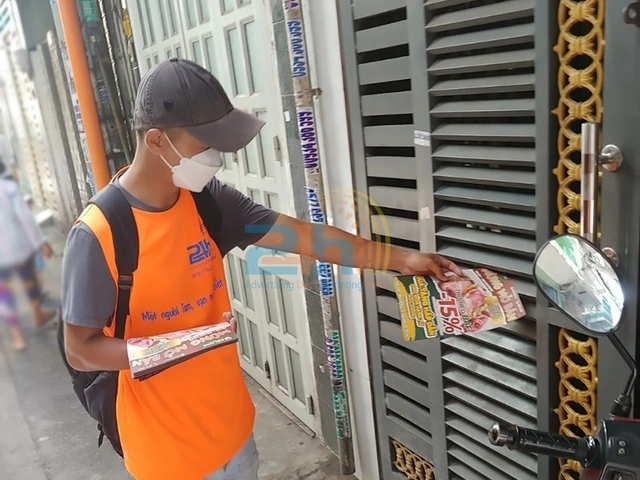 100+ Hình Ảnh Phát Tờ Rơi 4k Đẹp 2026, Bộ Sưu Tập Quảng Cáo 100+ Hình Ảnh Phát Tờ Rơi 4k Đẹp 2026, Bộ Sưu Tập Quảng Cáo