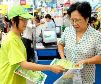 100+ Hình Ảnh Phát Tờ Rơi 4k Đẹp 2026, Bộ Sưu Tập Quảng Cáo 100+ Hình Ảnh Phát Tờ Rơi 4k Đẹp 2026, Bộ Sưu Tập Quảng Cáo