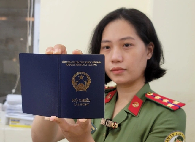 Hình Ảnh Quốc Huy Việt Nam: Tải Ngay File Png, Gif, Svg Chất Lượng Cao + Ý Nghĩa Biểu Tượng Cho Sinh Viên, Nhà Thiết Kế Và Nhà Nghiên Cứu Hình Ảnh Quốc Huy Việt Nam: Tải Ngay File Png, Gif, Svg Chất Lượng Cao + Ý Nghĩa Biểu Tượng Cho Sinh Viên, Nhà Thiết Kế Và Nhà Nghiên Cứu
