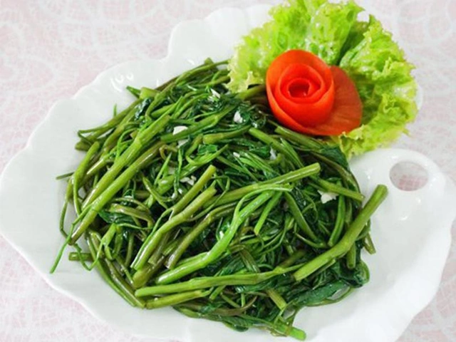 Xem Hình Ảnh Rau Muống Xào Tỏi Đẹp Mắt & Hướng Dẫn Cách Làm Giòn Ngon, Giữ Màu Xanh Xem Hình Ảnh Rau Muống Xào Tỏi Đẹp Mắt & Hướng Dẫn Cách Làm Giòn Ngon, Giữ Màu Xanh