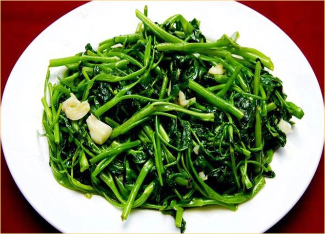 Xem Hình Ảnh Rau Muống Xào Tỏi Đẹp Mắt & Hướng Dẫn Cách Làm Giòn Ngon, Giữ Màu Xanh Xem Hình Ảnh Rau Muống Xào Tỏi Đẹp Mắt & Hướng Dẫn Cách Làm Giòn Ngon, Giữ Màu Xanh