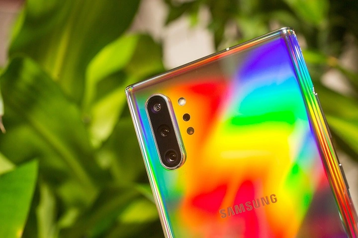 Khám Phá Bộ Ảnh Thực Tế Từ Camera Samsung Galaxy Note 10 Plus: Chất Lượng, Đánh Giá Và So Sánh Khám Phá Bộ Ảnh Thực Tế Từ Camera Samsung Galaxy Note 10 Plus: Chất Lượng, Đánh Giá Và So Sánh