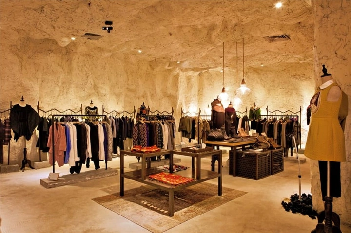 Khám Phá 100+ Hình Ảnh Shop Thời Trang Đẹp Nhất 2026 - Ý Tưởng Thiết Kế Cửa Hàng Quần Áo Cho Chủ Shop Khám Phá 100+ Hình Ảnh Shop Thời Trang Đẹp Nhất 2026 - Ý Tưởng Thiết Kế Cửa Hàng Quần Áo Cho Chủ Shop