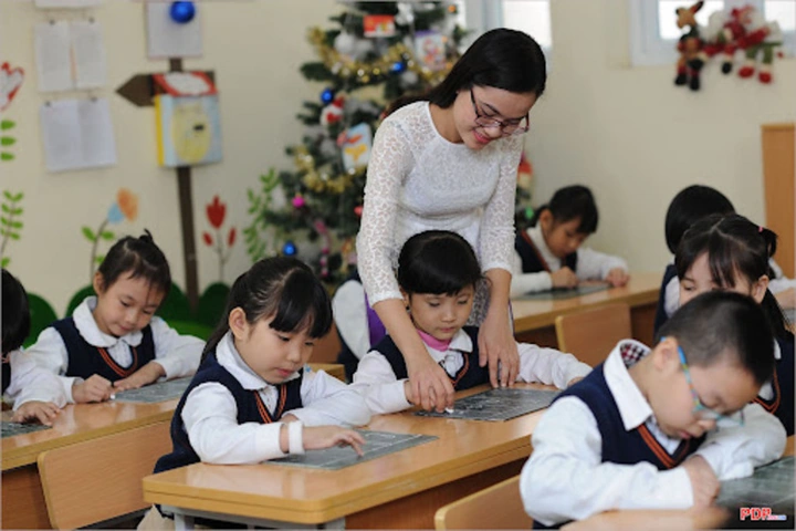 Tải Ngay 500+ Hình Ảnh Thầy Cô Dạy Học Đẹp, Miễn Phí, Chất Lượng Cao Tải Ngay 500+ Hình Ảnh Thầy Cô Dạy Học Đẹp, Miễn Phí, Chất Lượng Cao