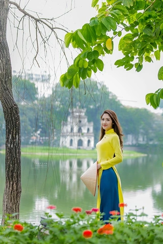Tải Ngay Bộ Sưu Tập Hình Ảnh Thiếu Nữ Mặc Áo Dài Đẹp Nhất: Hướng Dẫn Tìm Kiếm, Tải Về & Sử Dụng Miễn Phí Cho Mọi Đối Tượng
