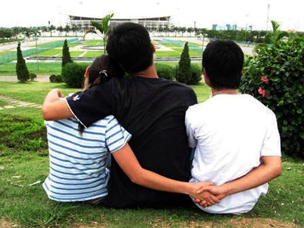Tải Ngay 100+ Hình Ảnh Tình Yêu Tay Ba Đẹp, Lãng Mạn Và Ý Nghĩa Nhất 2026 Tải Ngay 100+ Hình Ảnh Tình Yêu Tay Ba Đẹp, Lãng Mạn Và Ý Nghĩa Nhất 2026