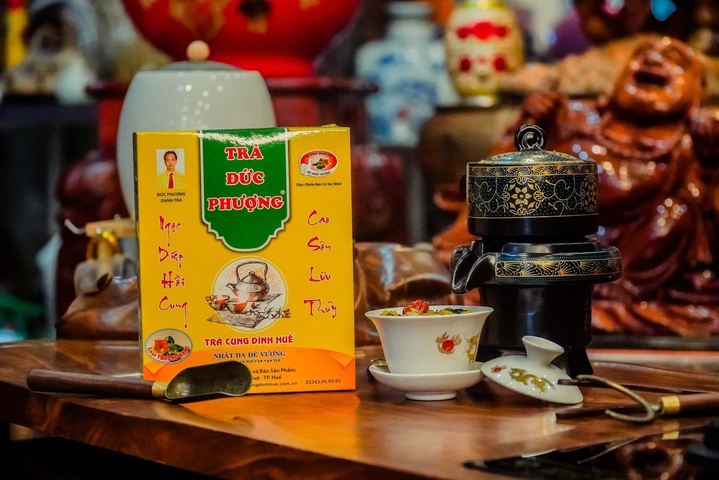 Khám Phá Hình Ảnh Trà Cung Đình Huế - Từ Lịch Sử Đến Hiện Đại Khám Phá Hình Ảnh Trà Cung Đình Huế - Từ Lịch Sử Đến Hiện Đại