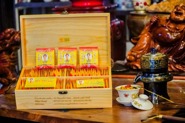 Khám Phá Hình Ảnh Trà Cung Đình Huế - Từ Lịch Sử Đến Hiện Đại Khám Phá Hình Ảnh Trà Cung Đình Huế - Từ Lịch Sử Đến Hiện Đại