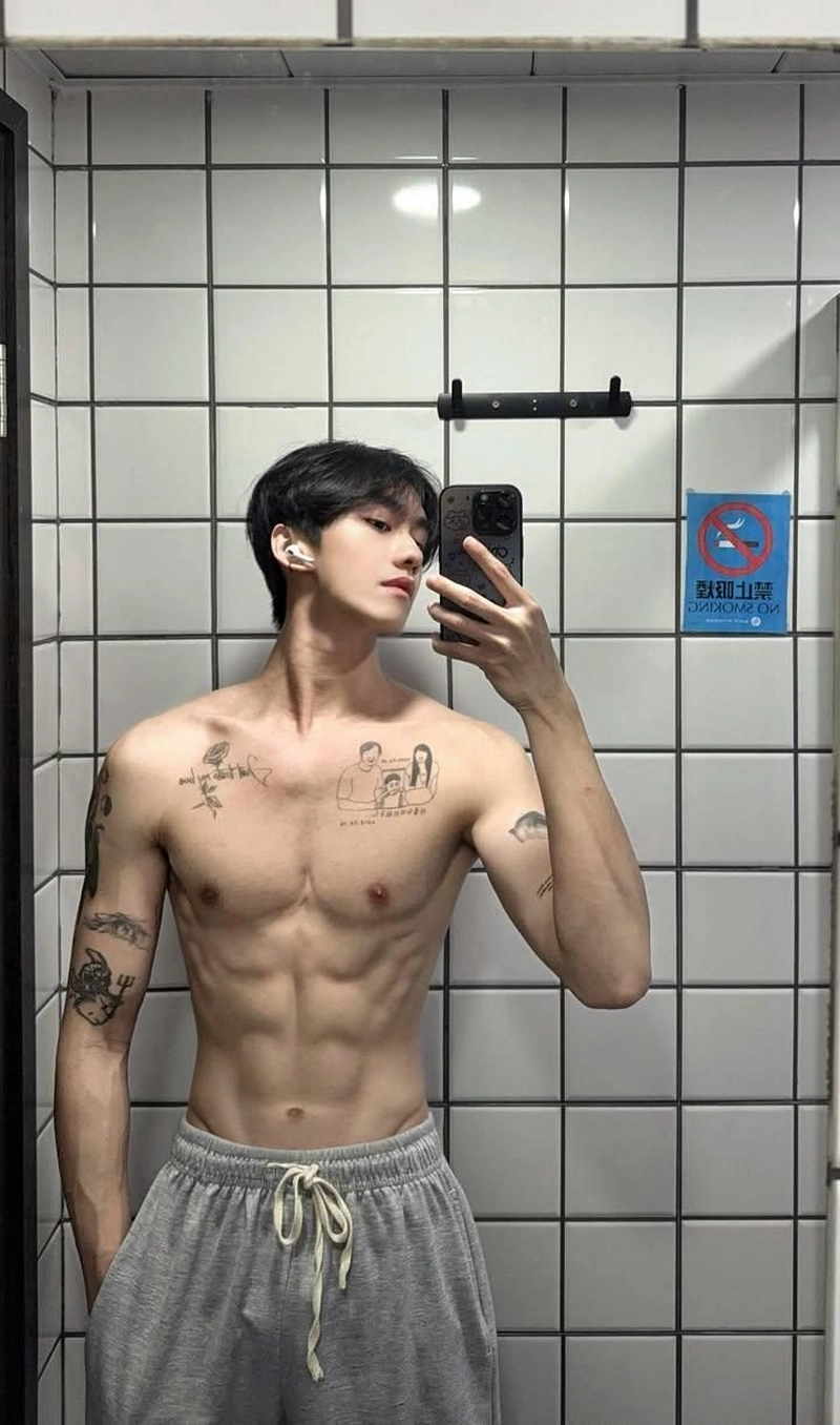 100+ Hình Ảnh Trai Gay Đẹp 2026 – Bộ Sưu Tập Đầy Màu Sắc, Đầy Cảm Hứng, Đầy Cách Thức Độc Đáo Khiến Bạn Không Thể Rời Mắt