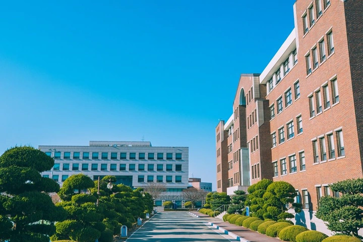 Hình Ảnh Trường Học Hàn Quốc: Chiêm Ngưỡng Top Trường Đại Học Có Khuôn Viên Đẹp Nhất Cho Du Học Sinh Hình Ảnh Trường Học Hàn Quốc: Chiêm Ngưỡng Top Trường Đại Học Có Khuôn Viên Đẹp Nhất Cho Du Học Sinh