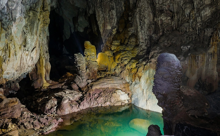 Khám Phá Bộ Sưu Tập Hình Ảnh Động Phong Nha Đẹp Nhất: Vẻ Đẹp Kỳ Vĩ Của Hang Động Quảng Bình Khám Phá Bộ Sưu Tập Hình Ảnh Động Phong Nha Đẹp Nhất: Vẻ Đẹp Kỳ Vĩ Của Hang Động Quảng Bình