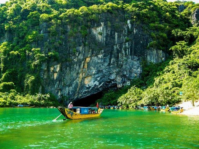 Khám Phá Bộ Sưu Tập Hình Ảnh Động Phong Nha Đẹp Nhất: Vẻ Đẹp Kỳ Vĩ Của Hang Động Quảng Bình Khám Phá Bộ Sưu Tập Hình Ảnh Động Phong Nha Đẹp Nhất: Vẻ Đẹp Kỳ Vĩ Của Hang Động Quảng Bình
