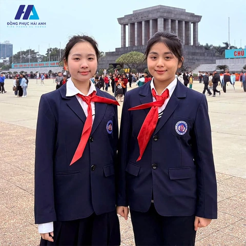Chiêm Ngưỡng Bộ Sưu Tập Hình Ảnh Về Ngô Sĩ Liên: Chân Dung, Tranh Vẽ Và Hiện Vật Lịch Sử