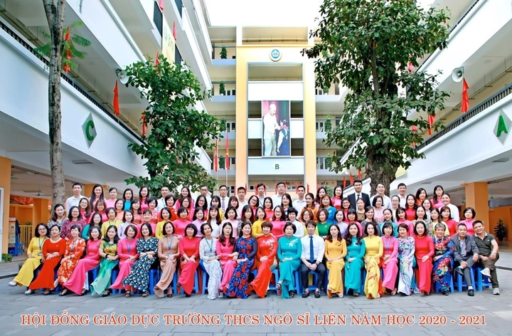 Chiêm Ngưỡng Bộ Sưu Tập Hình Ảnh Về Ngô Sĩ Liên: Chân Dung, Tranh Vẽ Và Hiện Vật Lịch Sử