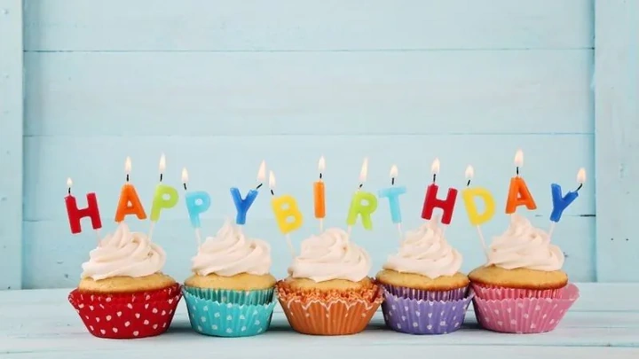 100+ Hình Ảnh Về Sinh Nhật Đầy Sắc Màu 2026, Bộ Sưu Tập Wallpaper, Avatar, Poster Đẹp Nhất 100+ Hình Ảnh Về Sinh Nhật Đầy Sắc Màu 2026, Bộ Sưu Tập Wallpaper, Avatar, Poster Đẹp Nhất