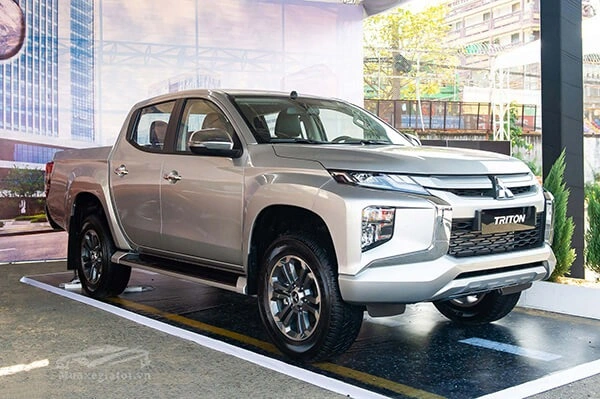 Hình Ảnh Xe Bán Tải Mitsubishi: Bộ Sưu Tập Đầy Đủ Các Phiên Bản, Màu Sắc & Chi Tiết Kỹ Thuật Dành Cho Người Yêu Xe