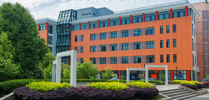 Học Viện Hý Kịch Thượng Hải Là Gì? Định Vị, Ngành Học, Tuyển Sinh Và Cơ Hội Du Học Học Viện Hý Kịch Thượng Hải Là Gì? Định Vị, Ngành Học, Tuyển Sinh Và Cơ Hội Du Học