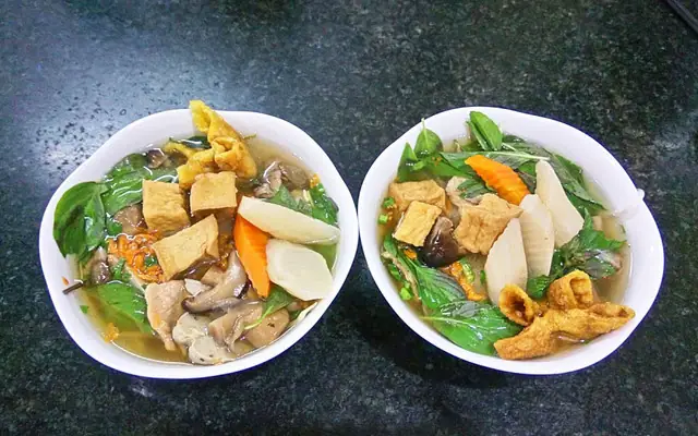 Hủ Tiếu Chay Cây Bồ Đề: Địa Chỉ, Menu, Giá Cả Và Cách Đặt Món Cho Người Mới