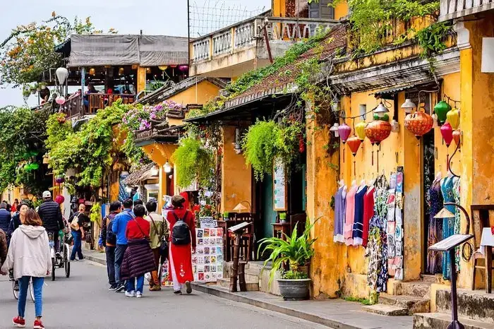 Hướng Dẫn Du Lịch Hội An 2026 Từ A‑z: Lịch Trình, Di Chuyển, Lưu Trú, Ẩm Thực & Mẹo Tiết Kiệm Hướng Dẫn Du Lịch Hội An 2026 Từ A‑z: Lịch Trình, Di Chuyển, Lưu Trú, Ẩm Thực & Mẹo Tiết Kiệm