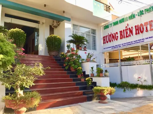 Top Khách Sạn Gần Biển Ninh Chữ 2026: Đánh Giá, Giá Phòng & Cách Đặt Top Khách Sạn Gần Biển Ninh Chữ 2026: Đánh Giá, Giá Phòng & Cách Đặt