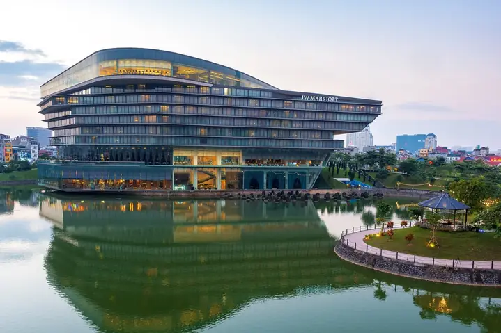 Khám Phá Jw Marriott Hotel Hanoi: Vị Trí, Phòng, Giá Và Tiện Nghi 2026 Khám Phá Jw Marriott Hotel Hanoi: Vị Trí, Phòng, Giá Và Tiện Nghi 2026