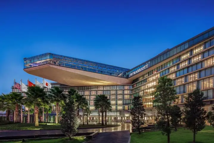 Khám Phá Jw Marriott Hotel Hanoi: Vị Trí, Phòng, Giá Và Tiện Nghi 2026 Khám Phá Jw Marriott Hotel Hanoi: Vị Trí, Phòng, Giá Và Tiện Nghi 2026