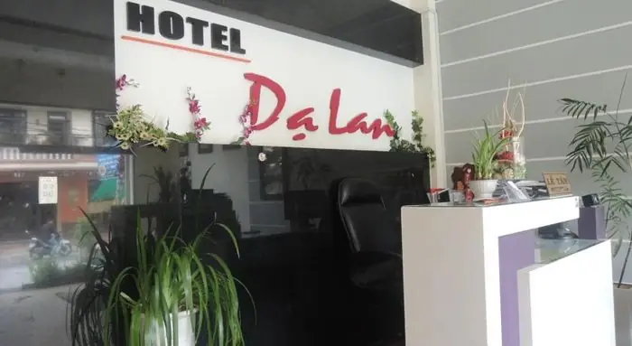 Khám Phá Khách Sạn Không Tên Đà Lạt: Giá Phòng, Tiện Nghi, Đặt Phòng Nhanh Và Lời Khuyên Du Lịch Khám Phá Khách Sạn Không Tên Đà Lạt: Giá Phòng, Tiện Nghi, Đặt Phòng Nhanh Và Lời Khuyên Du Lịch