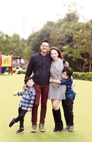 Khải Anh Và Đan Lê: Chuyện Tình Yêu Từ Thuở Học Trò Đến Cuộc Hôn Nhân Viên Mãn