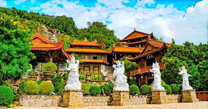 Hướng Dẫn Chi Tiết Du Lịch Khu Du Lịch Bà Chúa Xứ: Lịch Sử, Điểm Tham Quan, Cách Di Chuyển Và Lưu Ý Cho Du Khách Hướng Dẫn Chi Tiết Du Lịch Khu Du Lịch Bà Chúa Xứ: Lịch Sử, Điểm Tham Quan, Cách Di Chuyển Và Lưu Ý Cho Du Khách