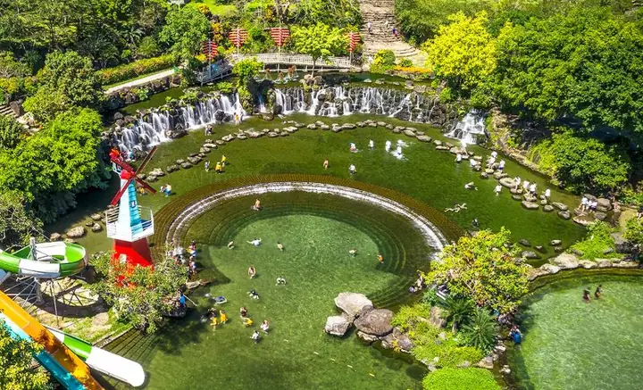 Hướng Dẫn Chi Tiết Tham Quan Khu Du Lịch Suối Mơ Quận 9: Địa Chỉ, Giờ Mở, Giá Vé Và Các Hoạt Động Hấp Dẫn
