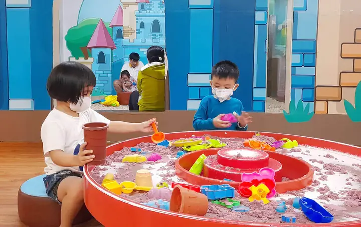 Top Các Khu Vui Chơi Trong Nhà Ở Hà Nội: Danh Sách Chi Tiết, Giá Vé & Mẹo Chọn Cho Bé Top Các Khu Vui Chơi Trong Nhà Ở Hà Nội: Danh Sách Chi Tiết, Giá Vé & Mẹo Chọn Cho Bé