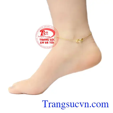 Các Kiểu Lắc Chân Cá Tính Nhất Để Tôn Lên Phong Cách Riêng Của Bạn Các Kiểu Lắc Chân Cá Tính Nhất Để Tôn Lên Phong Cách Riêng Của Bạn
